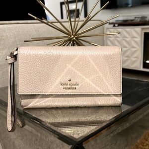 Kate Spade Wristlet Clutch Wallet
